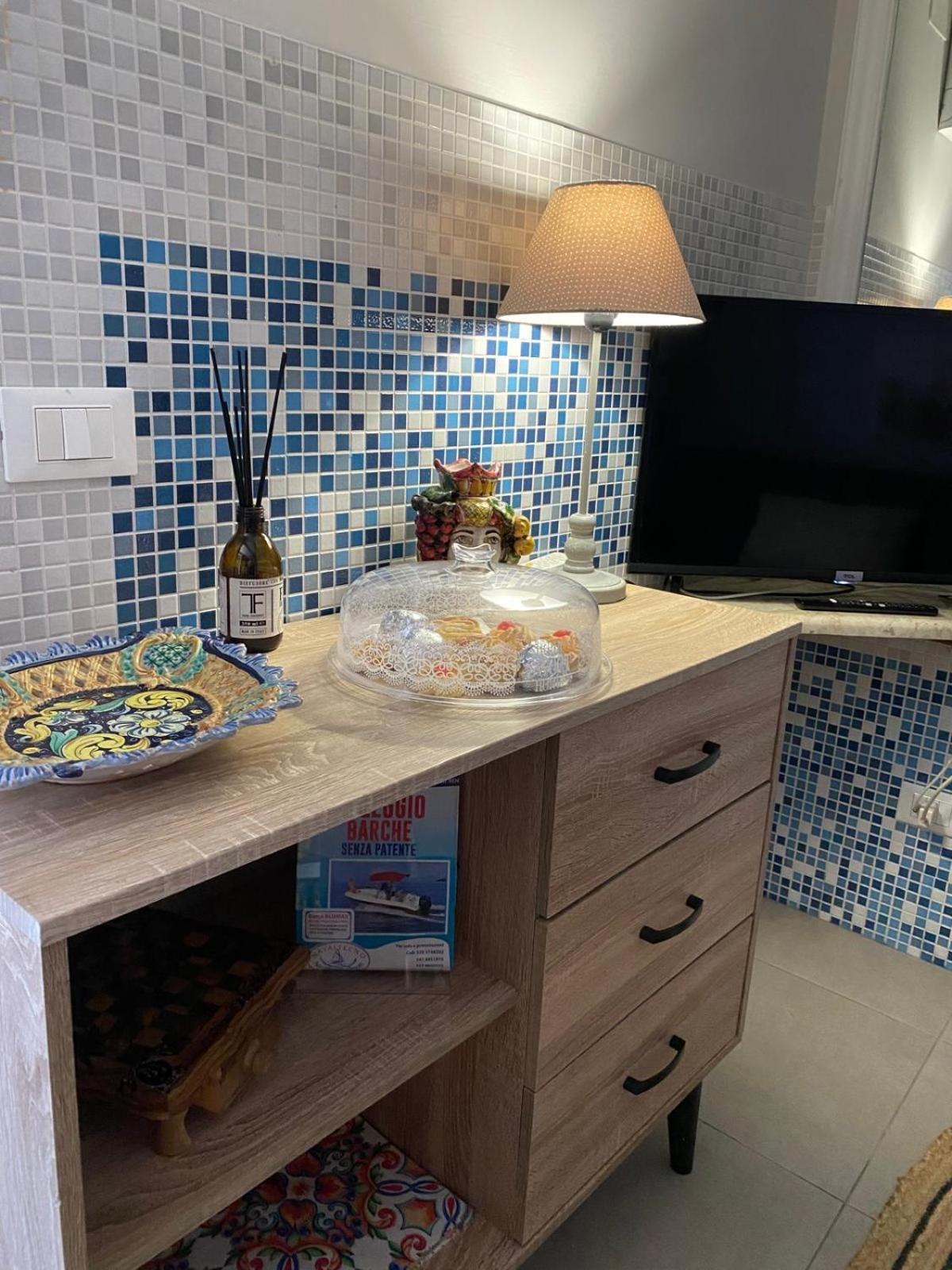 La Dimora Del Viaggiatore Luxury Apartments มาซารา เดล วัลโล ภายนอก รูปภาพ